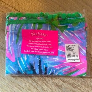 GWP Lilly Pulitzer Guest Towel New in Packaging